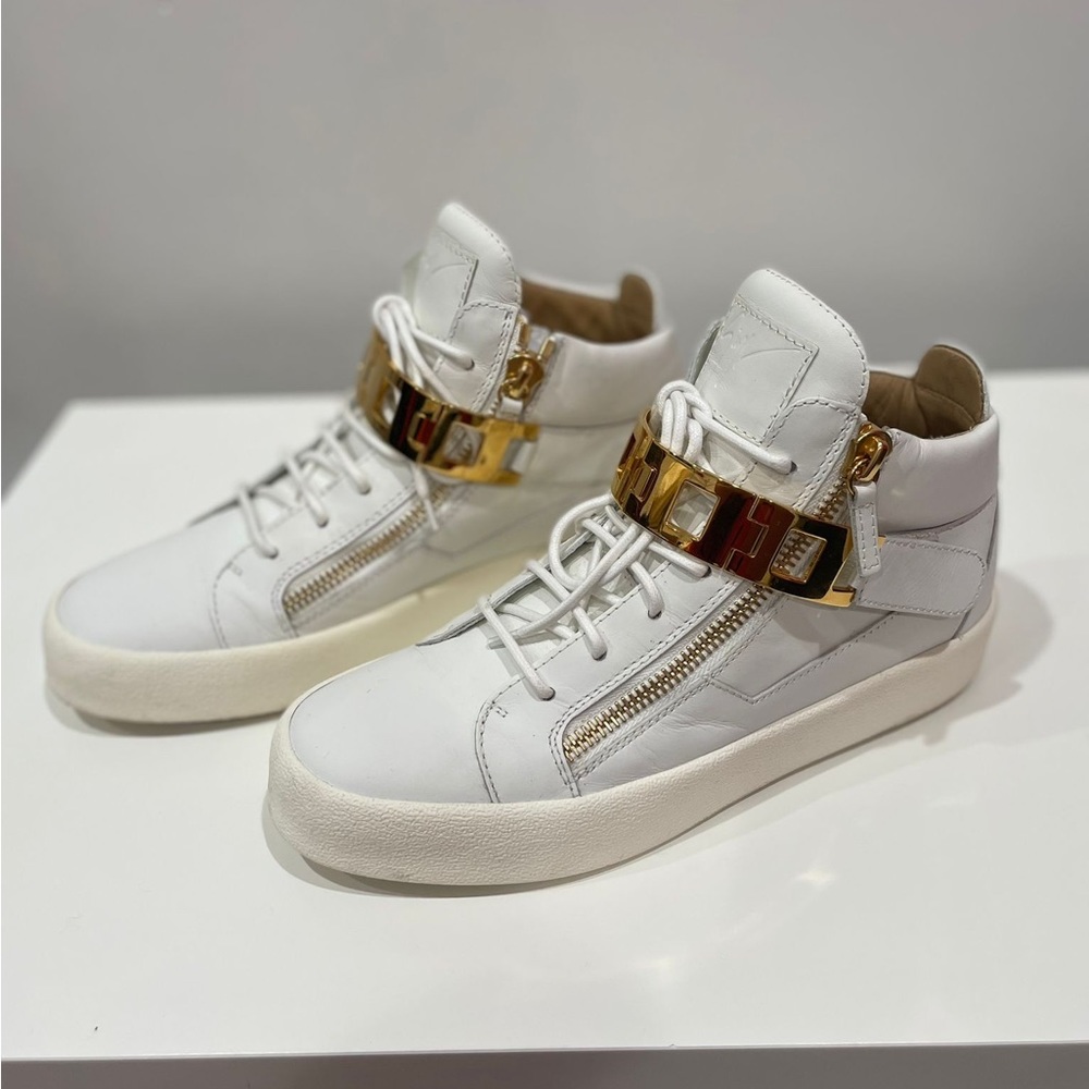 Guzeppi Sneakers